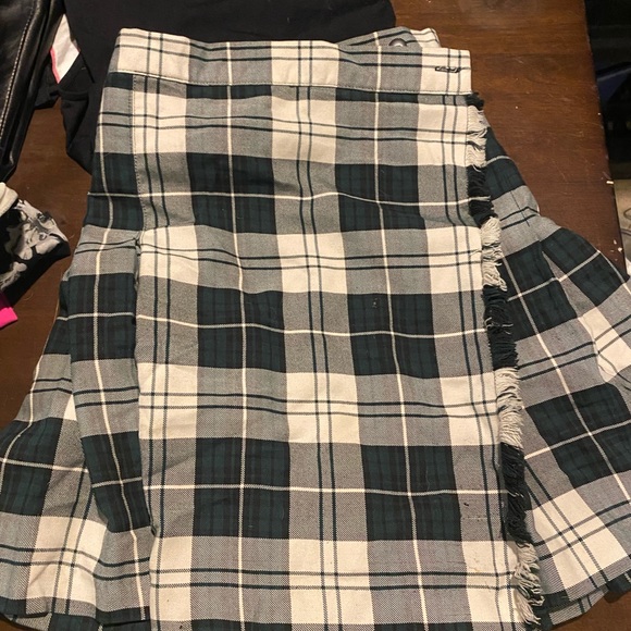 School uniform - Picture 1 of 1